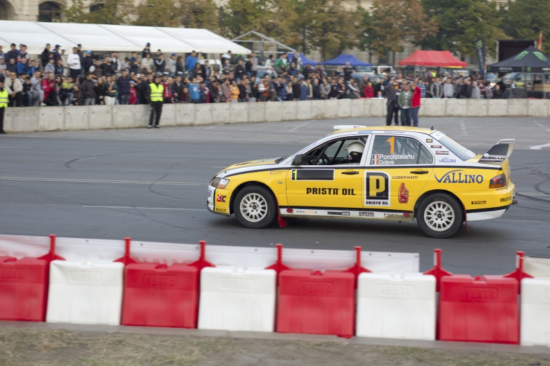 4351724-rally-race-car-mid-race-during-the-romanian-drift-grand-prix